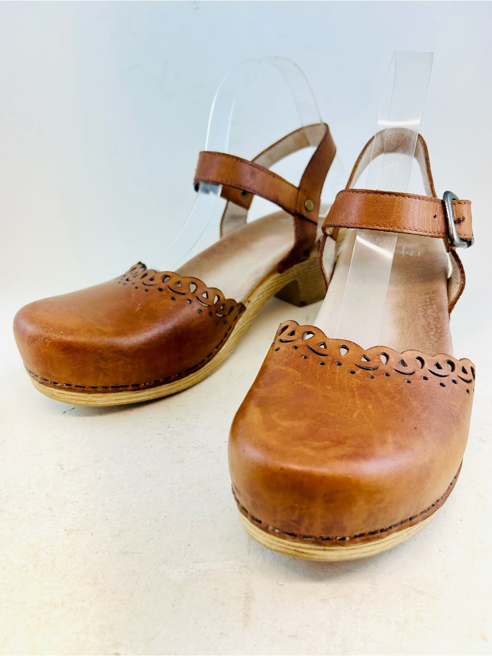 Dansko Tan Camel Marta Scalloped Open Heel Slingback Sandal Clogs 40 9.5 10